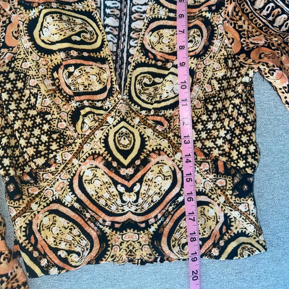 Free People Wild & Free Long Sleeve Print Crop Top V-Neck Boho Size Small